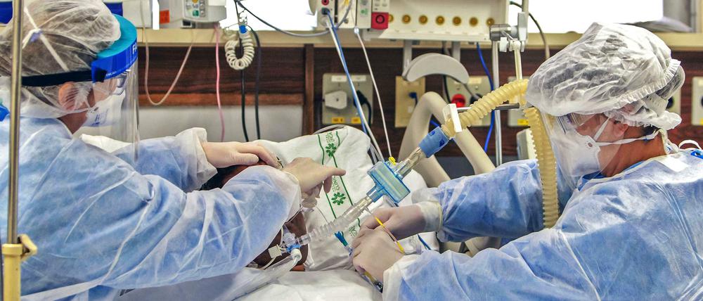 Behandlung eines Covid-19-Patienten.