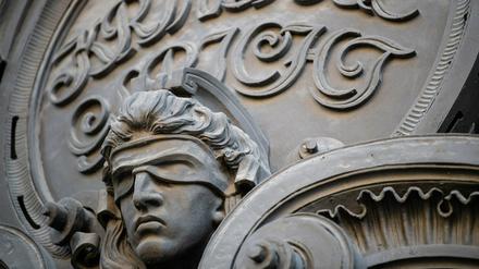 Der Eingang des Kriminalgerichts Moabit.