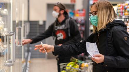 Einkaufen ist auch in der Krise nötig - aber nicht ganz risikolos.