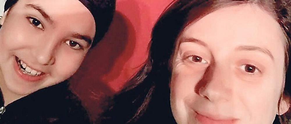 Ein Team. Isabel Aniorte (r.) und Zaynab bei einem Treffen vor Corona.