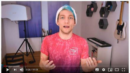Knapp 20 Minuten lang argumentiert Youtuber Rezo in diesem Video gegen die aktuelle Bildungspolitik. 