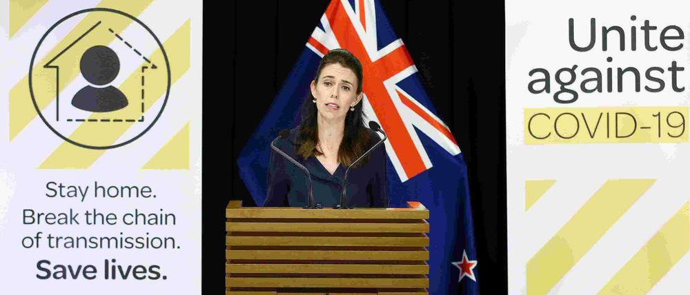 Premierministerin Jacinda Ardern wird für ihr Krisenmanagement gelobt.