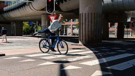 Das Cortina E-Mozzo Pro eignet sich für Stadt und Land gleichermaßen.
