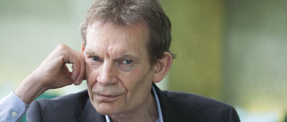 Der britische Schriftsteller Graham Swift, 70