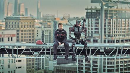 Brave New „Westworld“. Aaron Paul bekommt in der dritten Staffel der Sci-Fi-Serie einen androiden Helfer. 