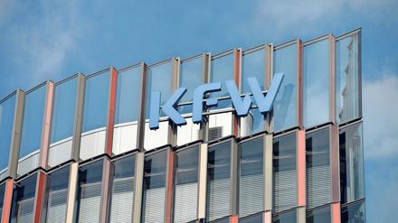 Steht im Zentrum der Rettungsmaßnahmen. Die KfW-Bank vergibt Staatskredite für notleidende Firmen.