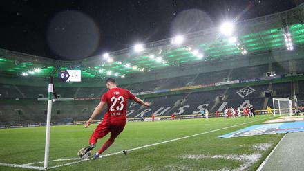 Das letzte Bundesliga-Spiel. Wie hier in Mönchengladbach wird es demnächst ständig aussehen.
