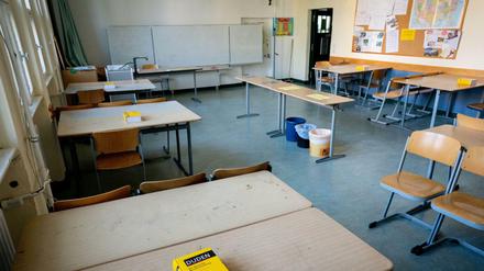 Er am Montag gab die Bildungsverwaltung bekannt, dass Schüler mit gefährdeten Angehörigen separate Prüfungen nutzen können.