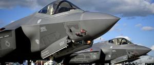 Tarnkappen-Kampfjets der USA vom Typ Lockheed Martin F-35