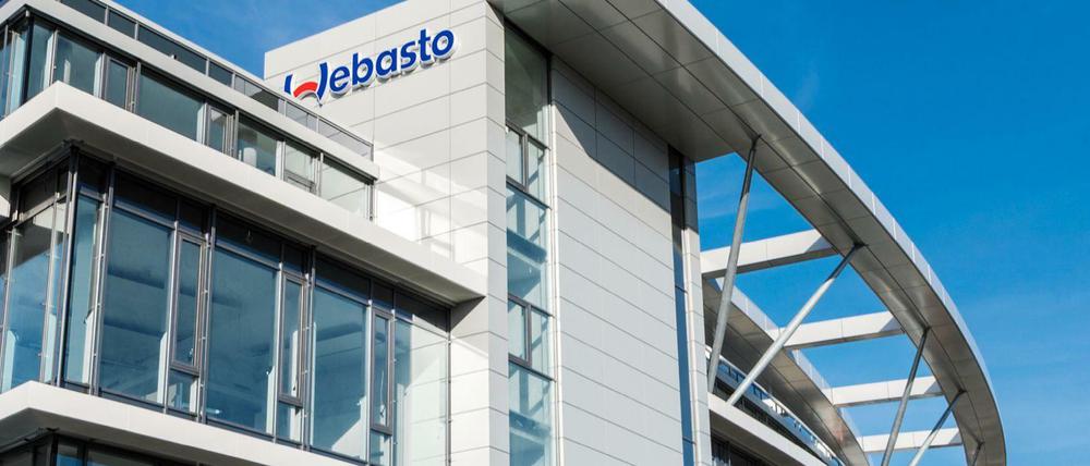 Weltweit vernetzt. Die Fassade der Webasto-Zentrale. 