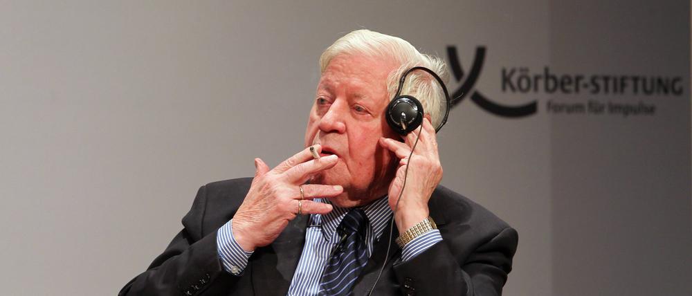Helmut Schmidt bei der Festveranstaltung zum 50-jährigen Jubiläum des Bergedorfer Gesprächskreises 2011 in Berlin.