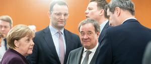 Mitte März konnte Bundeskanzlerin Angela Merkel sich nocht persönlich mit Ministern und Länder-Chefs treffen.
