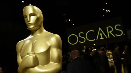 Wegen der Coronavirus-Pandemie können in diesem Jahr einmalig auch Streaming-Filme in die Oscar-Auswahl kommen.
