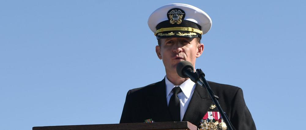 Captain Brett Crozier 
