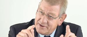 Arndt Kirchhoff ist geschäftsführender Gesellschafter der Kirchhoff-Gruppe mit knapp 14 000 Mitarbeitern, Arbeitgeberpräsident in NRW und Präsidiumsmitglied bei BDA, BDI und VDA.