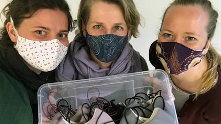 Handgefertigte Gesichtsmasken aus der Lehrwerkstatt des TU-Fachgebiets Arbeitslehre/Ökonomie und Nachhaltiger Konsum.
