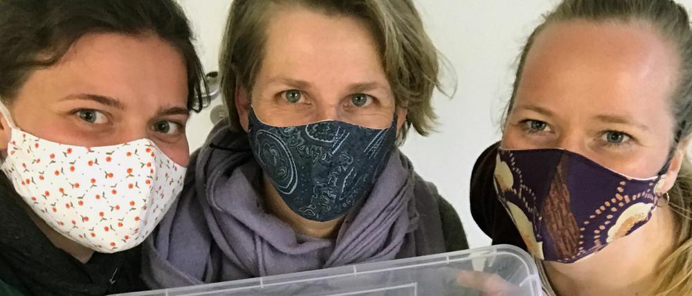 Handgefertigte Gesichtsmasken aus der Lehrwerkstatt des TU-Fachgebiets Arbeitslehre/Ökonomie und Nachhaltiger Konsum.