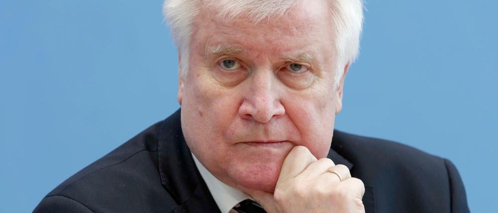 Horst Seehofer greift durch - auch in der Corona-Krise.