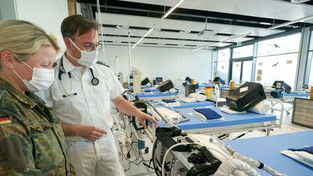 Notfallbetten im Bundeswehrzentralkrankenhaus in Koblenz.