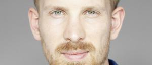 Der niederländische Autor Rutger Bregman, 32, beschreibt sich selbst als Generalist zwischen Journalismus und Wissenschaft. Sein neues Buch "Im Grunde gut" ist bei Rowohlt erschienen.