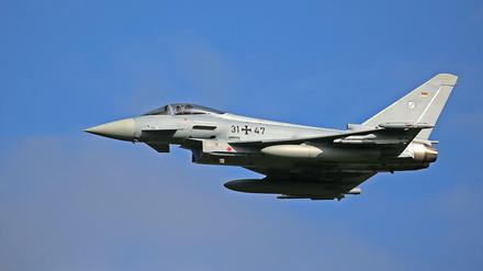 Investition in die Zukunft? Ein Eurofighter des Taktischen Luftwaffengeschwarders 31 bei einem Übungsflug.