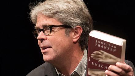 der Schriftsteller Jonathan Franzen sagt, der Kampf gegen den Klimawandel ist verloren - versuchen wir, wenigsten den um die Artenvielfalt zu gewinnen.