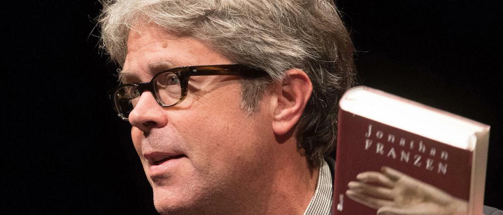 der Schriftsteller Jonathan Franzen sagt, der Kampf gegen den Klimawandel ist verloren - versuchen wir, wenigsten den um die Artenvielfalt zu gewinnen.