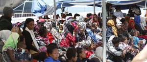 Italiensregierung fürchtet neue Infektionsherde in Elendsvierteln. 