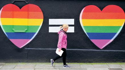 Liebe ist Liebe - und Menschenrechte sind kein gesellschaftlicher Luxus, schreiben unsere Autor*innen.