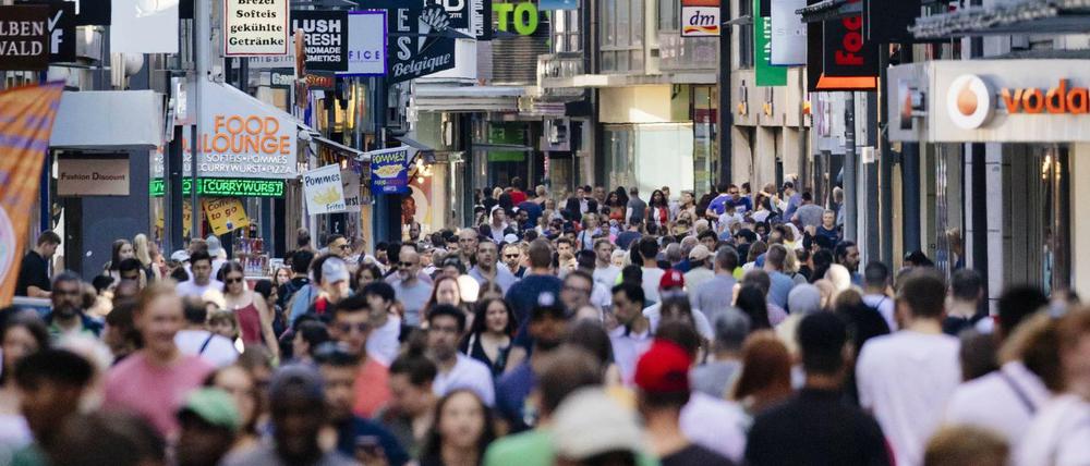 D Virus könnte sich schon im Herbst 2019 weltweit verbreitet haben.