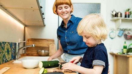 Mehr Home für die Frauen, mehr Office für die Männer. Die Coronakrise führt zu einer Retraditionalisierung der Rollen, beklagt WZB-Präsidentin Jutta Allmendinger.