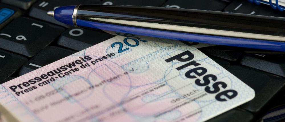 Schon der Zugang zur Presse ist mit Migrationshintergrund schwer, in Chefredaktionen scheint er, vorerst, so gut wie unmöglich.