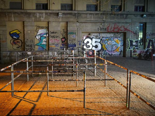 Da ist die Tür. Eingang des Berghain im Jahr 2020.