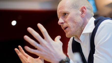 Redseliger Finne. Toni Söderholm hat viel zu Erzählen.