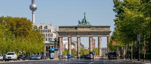 Drei Viertel der Stickstoffdioxidbelastung an Hauptverkehrsstraßen kommt laut Verkehrsverwaltung aus Auto-Auspuffen.