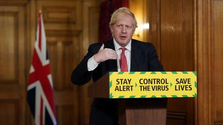 Boris Johnson, Premierminister von Großbritannien, stellte ein System von fünf Warnstufen vor.