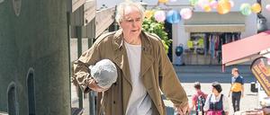 Von wegen Rente. Friedrich von Thun, 77, als kauziger Barthl in „Zimmer mit Stall“ (Freitag, ARD, 20 Uhr 15), 