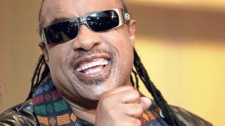 Singt Lieder in allen Tonarten des Lebens. Stevie Wonder.