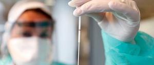 In Berlin gab es zuletzt 518 aktive Coronavirus-Fälle, 5586 Menschen gelten als genesen (Symbolbild).