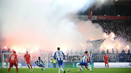 Viel Rauch um nichts. Hertha BSC hat sich von der Saison 2019/20 deutlich mehr erwartet.