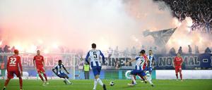 Viel Rauch um nichts. Hertha BSC hat sich von der Saison 2019/20 deutlich mehr erwartet.