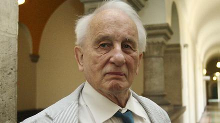 Der Günter Wallraff des Theaters. Dramatiker und Regisseur Rolf Hochhuth.