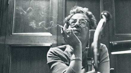 Hannah Arendt, Autorin des Standardwerks „Elemente und Ursprünge totalitärer Herrschaft. Antisemitismus, Imperialismus und Totale Herrschaft.“