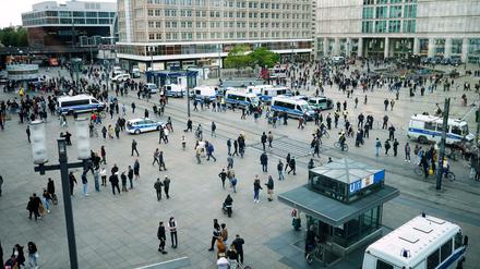 Shopping und Demos. Das waren nur zwei der vielen Themen, mit denen sich die Verwaltungsgerichte befassen mussten.