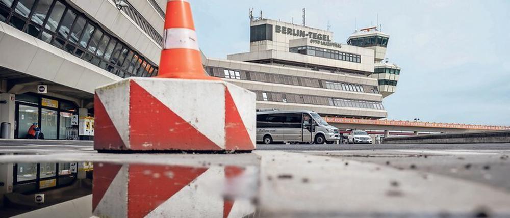 In Corona-Zeiten produziert der sonst überlastete – und daher lukrative - Flughafen Tegel nur Kosten. Genau wie der BER.