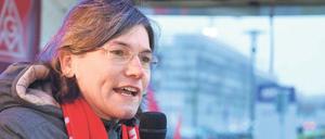 Weist auf die derzeitigen Probleme der Beschäftigten hin. Christiane Benner, zweite Vorsitzende der IG Metall.