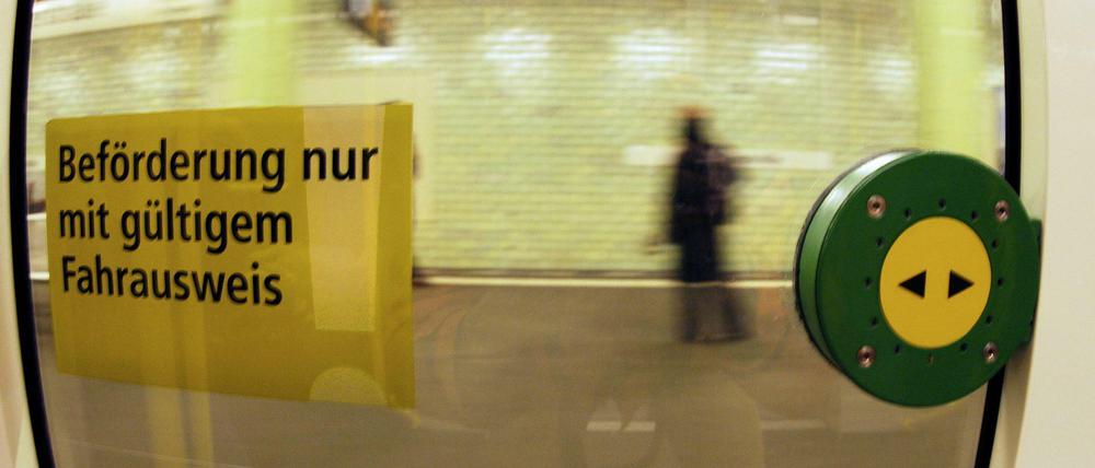 Gilt auch in Pandemiezeiten. Ohne Fahrschein keine Fahrt.
