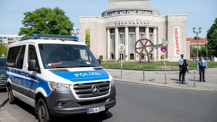 Vor dem Rosa-Luxemburg-Platz soll am Samstag wieder gegen die Corona-Regeln protestiert werden.