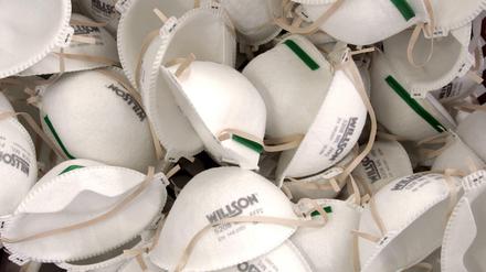 Qualität oder minderwertige Ware? Ohne Atemschutzmasken geht in den Arztpraxen nichts.