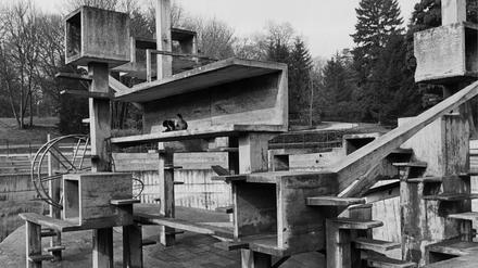 Fotodokumentation „Gastland Bundesrepublik Deutschland“ (1983/84) von Hildegard Ochse: Affen im Zoo von Mulhouse.